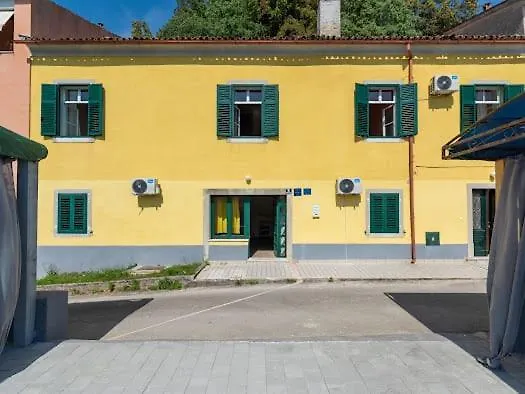 Apartment Apartmani Ella Rabac Croatia