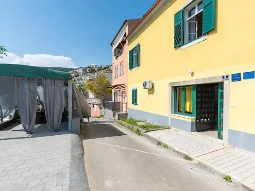 Apartment Apartmani Ella Rabac