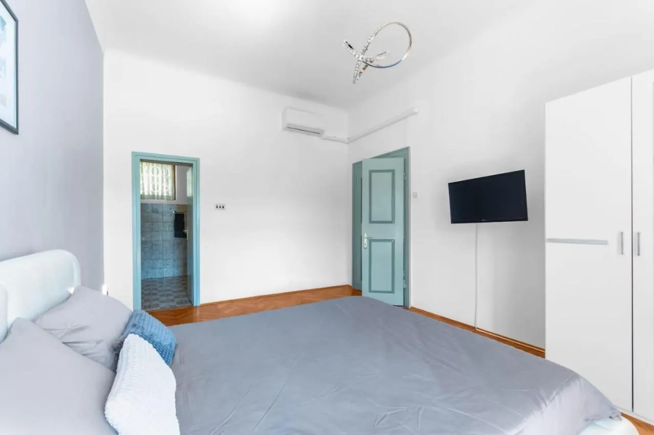 Apartmani Ella Rabac Croatia