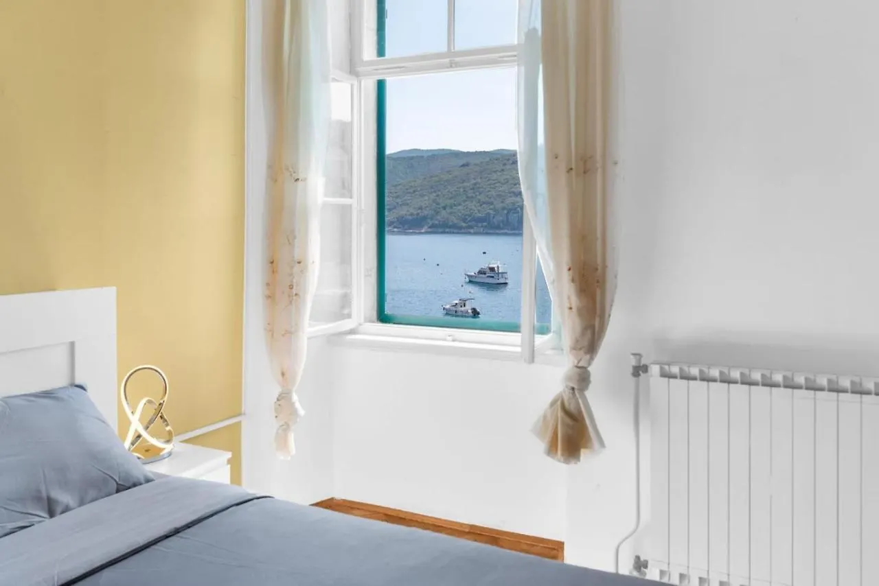 Apartmani Ella Rabac 0*,  Croatia