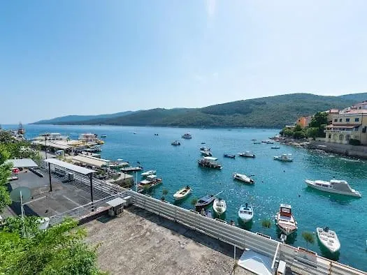 Apartmani Ella Rabac 0*,  Croatia