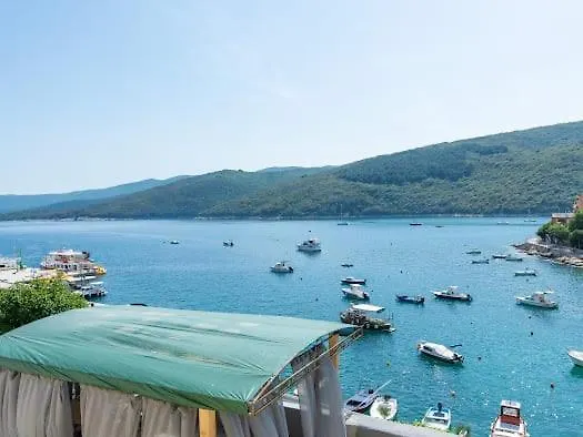 Apartmani Ella Rabac 0*,  Croatia