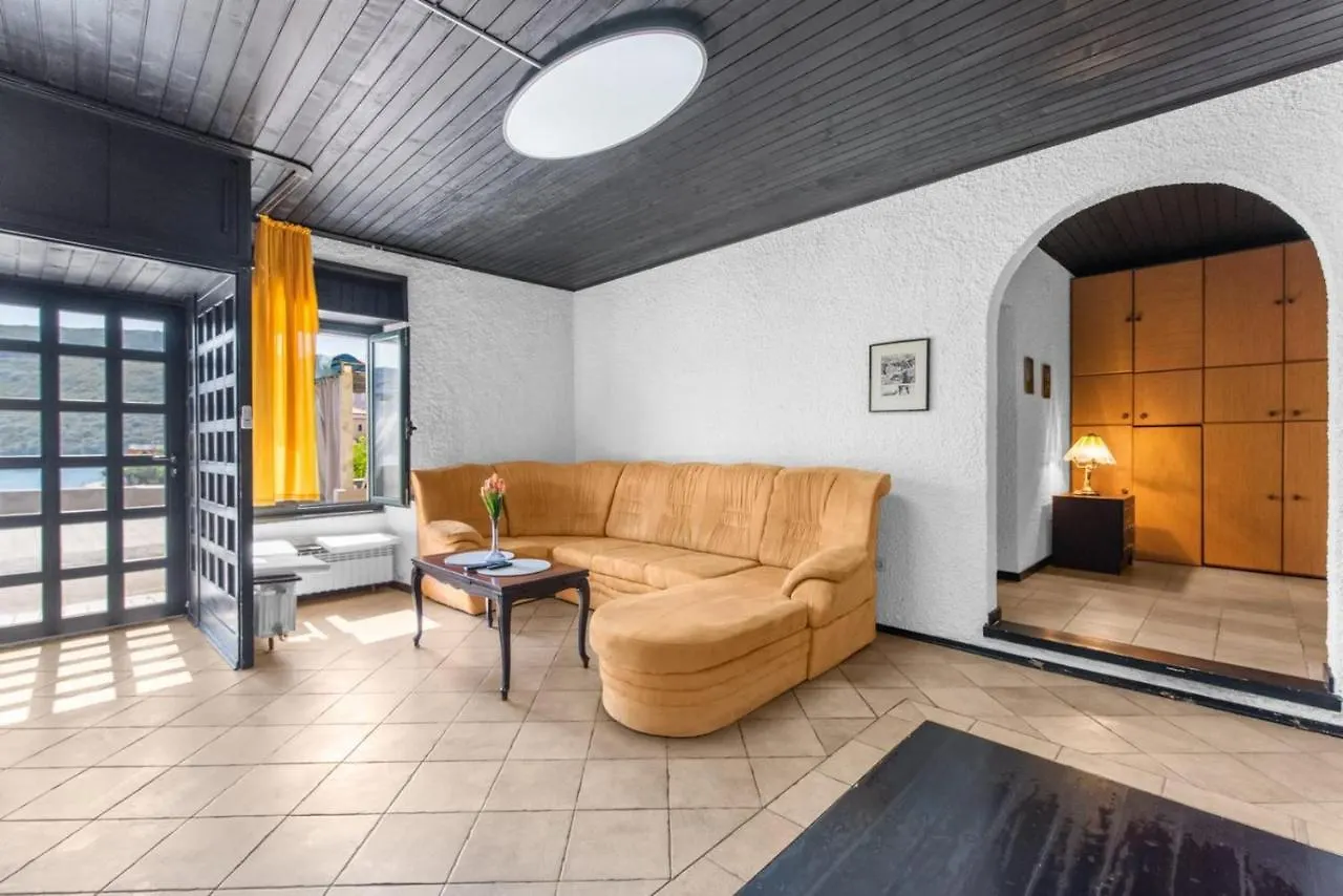 Apartment Apartmani Ella Rabac