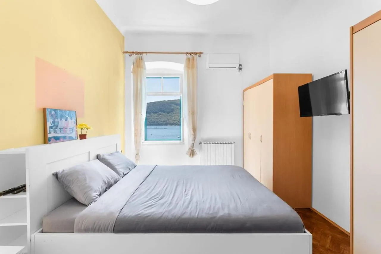 Apartment Apartmani Ella Rabac