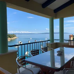 Villamar Beachfront With Free Private Parking Apartmán