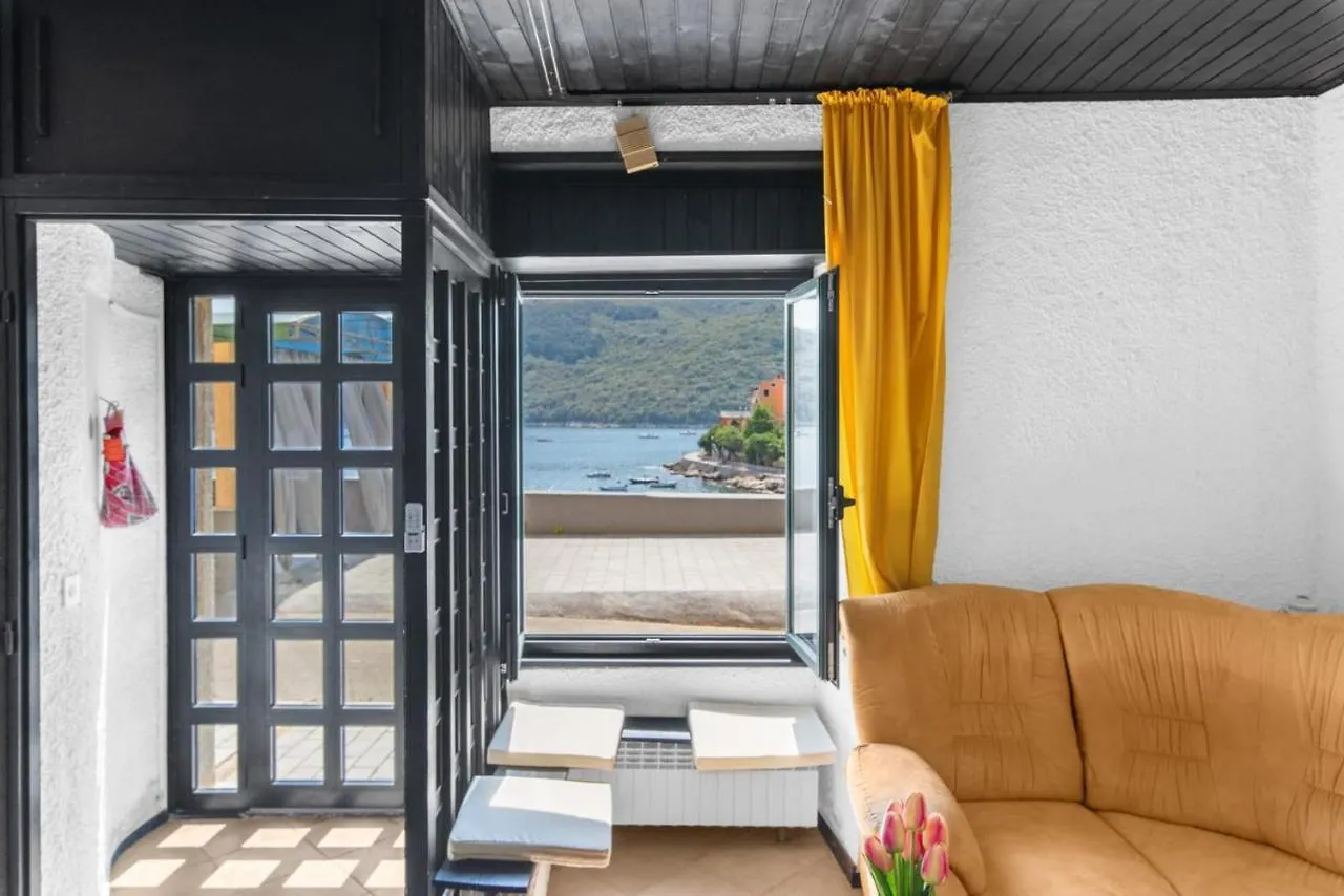 Apartment Apartmani Ella Rabac